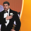 Bad Bunny fait l’histoire aux Grammy